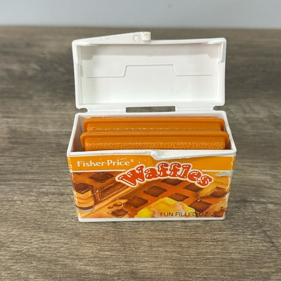 Fisher Price Fun With Food Waffle Box With Two Waffles 1987 - Picture 8 of 8
